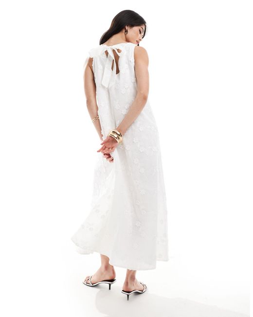 Y.A.S White Plunge Tie Back 3d Floral Maxi Dress