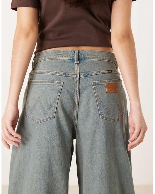 Wrangler Blue Low Rise Barrel Jeans