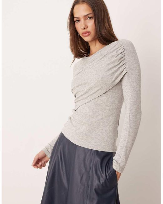 Gina Tricot Gray Long Sleeve Ruched Slim Fit Drapey Top