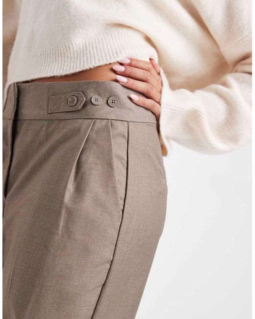 Pantaloni A Fondo Ampio Sartoriali Mélange Con Pieghe Sul Davanti E Vita Regolabile Con Bottoni di Vero Moda in Natural