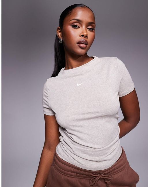 Nike Brown Chill Mock Neck T-shirt