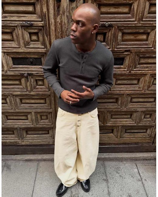 Bershka Brown Barrel Jeans for men
