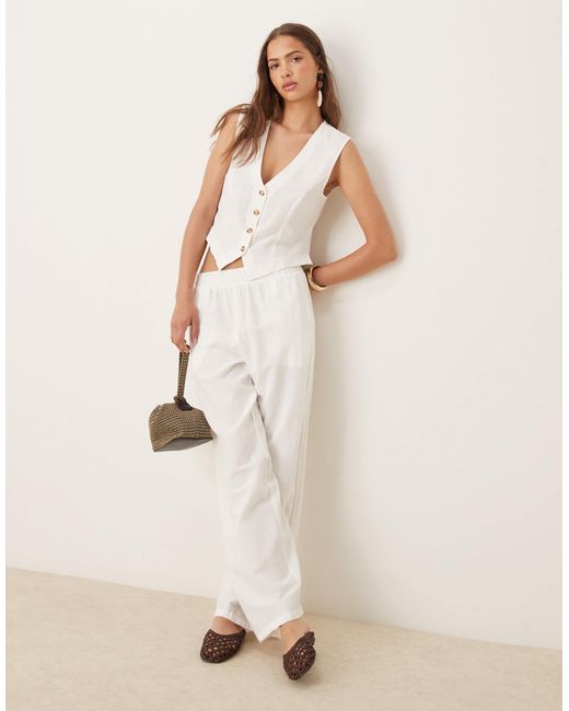 Vila White – elegante cropped-weste