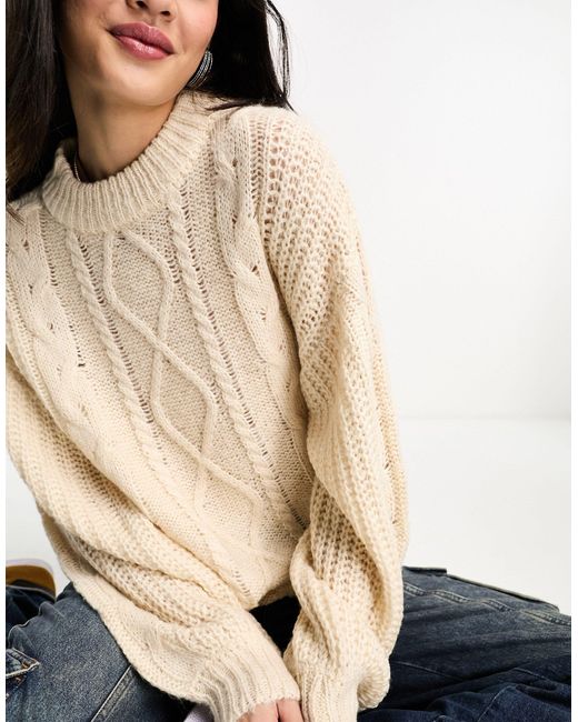 Tokyo - maglione color avena lavorato a trecce oversize di Brave Soul in Natural