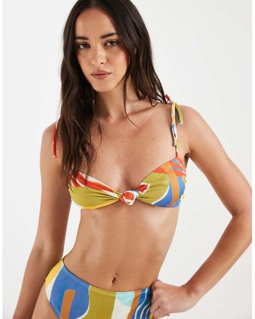 Ava di ASOS in Blue