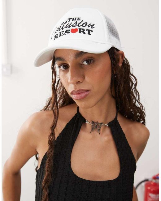 Gorra Blanco Hueso Con Bordado "Resort" De Collusion de color Black