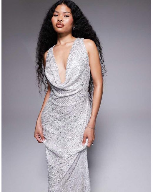 TFNC London Maxi Jurk Met Gedrapeerde Halslijn En Open Achterkant in het Purple