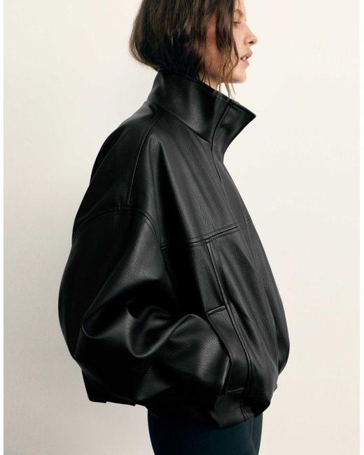 Pull&Bear Black Jacke