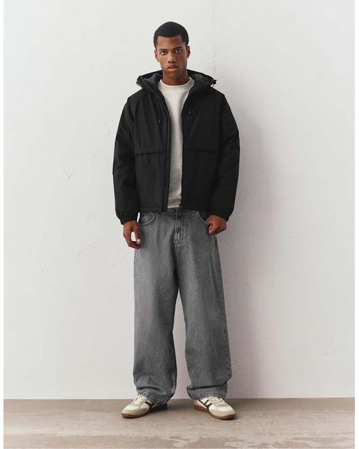 Pull&Bear Black Puffer Jacket With A High Neck for men