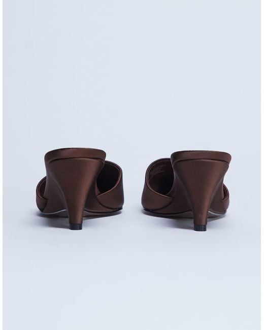 TOPSHOP White Annie Wedge Closed Toe Shoe