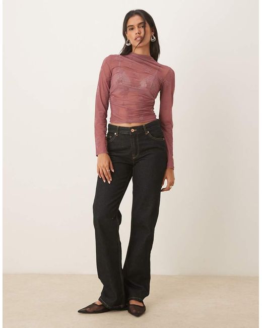 ASOS Hoogsluitende Gerimpelde Geflockte Top Met Lange Mouwen in het Red