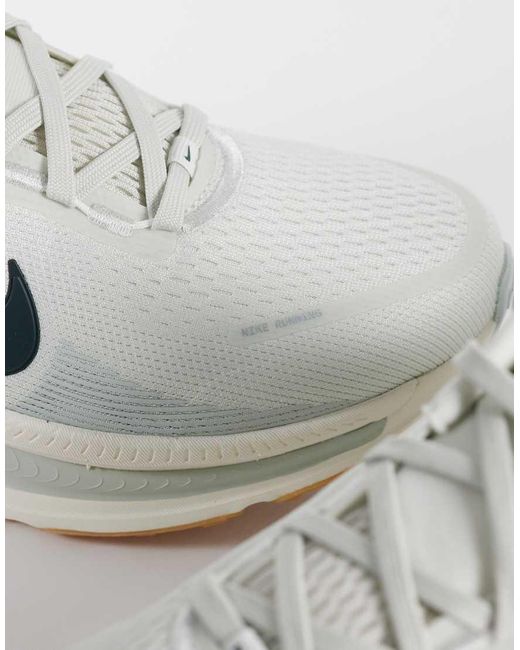 Nike Green Vomero 18 Trainers for men