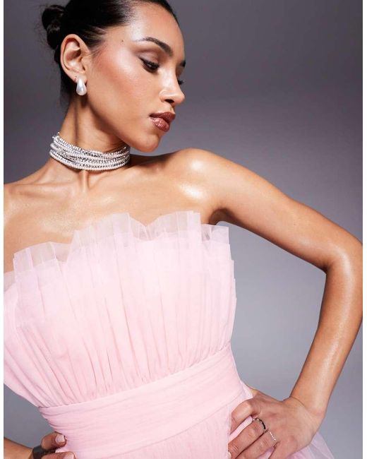 Vestido Corto Pastel Estructurado Con Escote Palabra De Honor De LACE & BEADS de color Pink