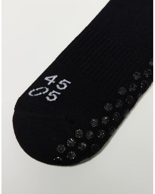 4505 Black 2 Pack Non Slip Grip Lettuce Edge Pilates Crew Socks