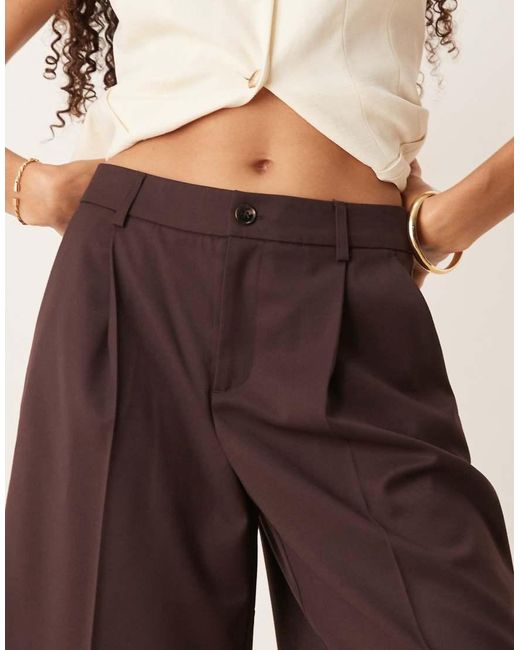 Gina Tricot Lange Elegante Bermudashort in het Natural