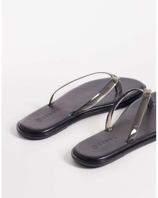SEQWL Blue Jelly Flip Flops
