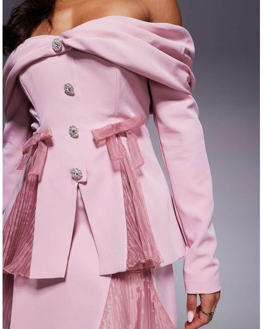 Americana De Sastre Empolvado Con Escote Bardot Y Detalles De Organza Plisada De (Parte De Un Conjunto) ASOS de color Pink