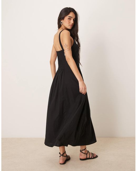 Robe mi-longue à encolure carrée et taille basse ASOS en coloris Black