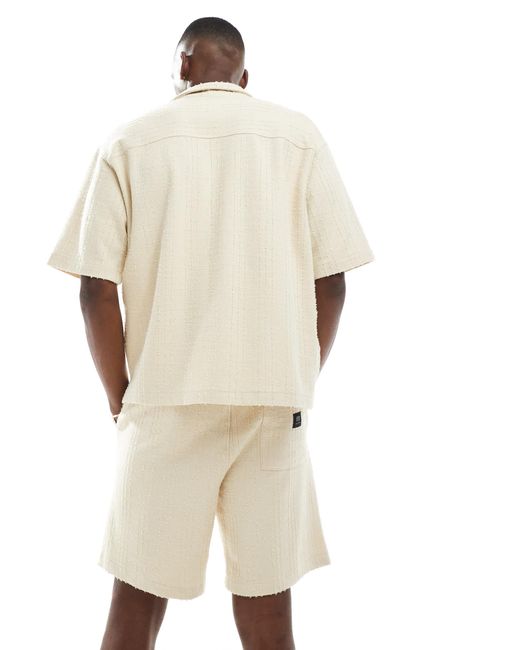 Pull&Bear Natural Self Stripe Textured Short for men