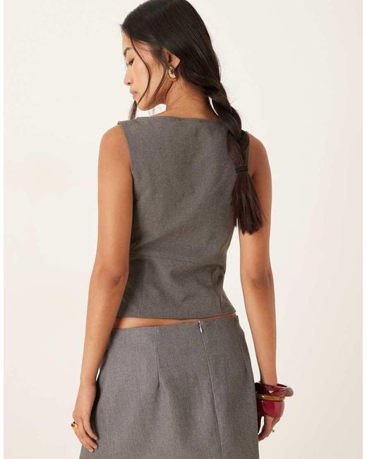 Motel Gray Salpa Plunge Tailored Top