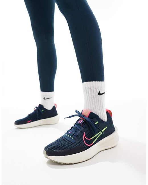 Zapatillas De Deporte Y Blancas Interact Run De Nike de color Blue