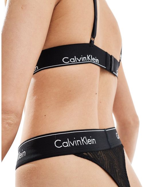 Modern - string en dentelle Calvin Klein en coloris Black