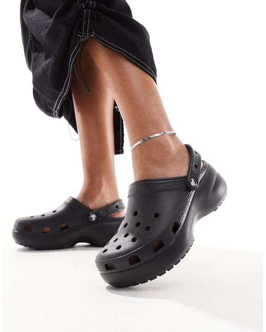 CROCSTM Black – klassische clogs