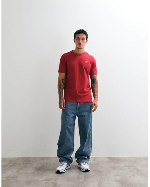 Nike Red Club Chest Logo T-Shirt for men