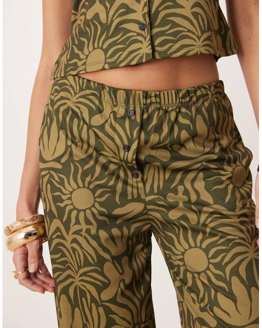Pantalon large d'ensemble à imprimé fleurs - kaki ASOS en coloris Green