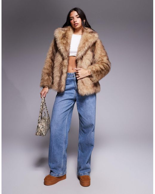 Veste en fausse fourrure à col oversize - marron clair Threadbare en coloris Blue