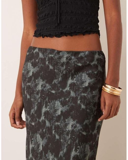 Glamorous Natural Midi Skirts
