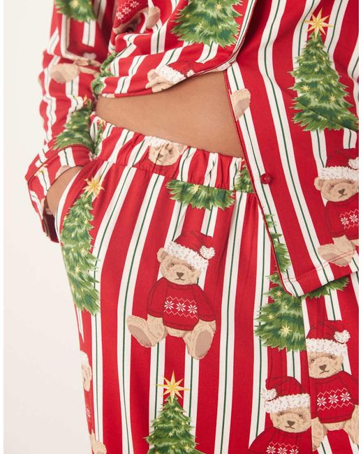 Chelsea Peers Red Curve Poly Long Sleeve Revere Pyjama Set