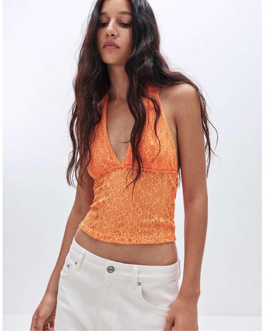 Top Allacciato Al Collo di Pull&Bear in White