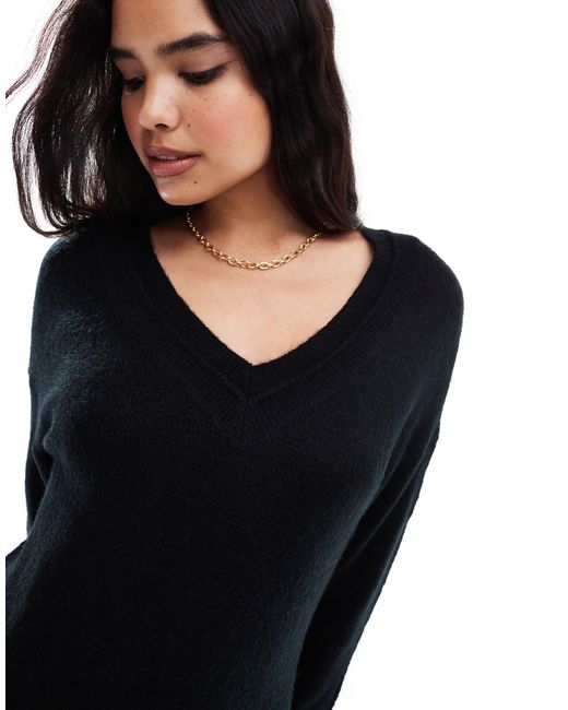 Vila Black – gestricktes pullover-midikleid