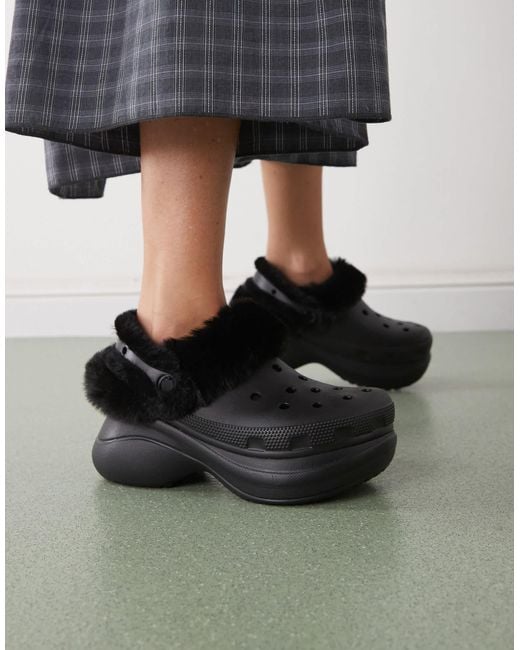 CROCSTM Black Bae Fur Lined Clogs