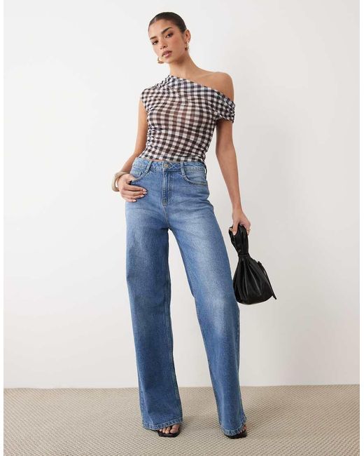 ASOS Asymmetrische Gerimpelde Top Van Doorschijnend Mesh Met Blote Schouders En Gingham Ruit in het Gray