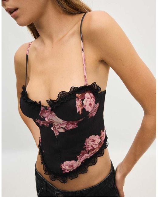 Stradivarius Black Fitted Floral Print Cropped Top