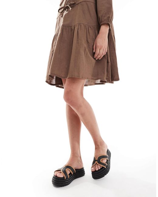 SEQWL Natural Flatform Sandals With Strap
