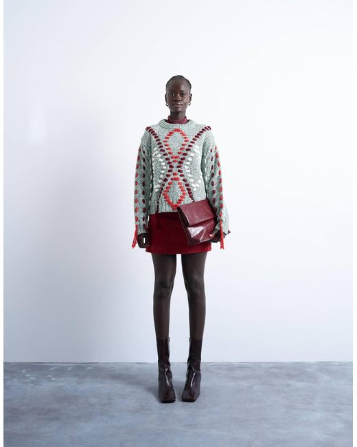 Pull en maille à motif losanges brodé TOPSHOP en coloris Red