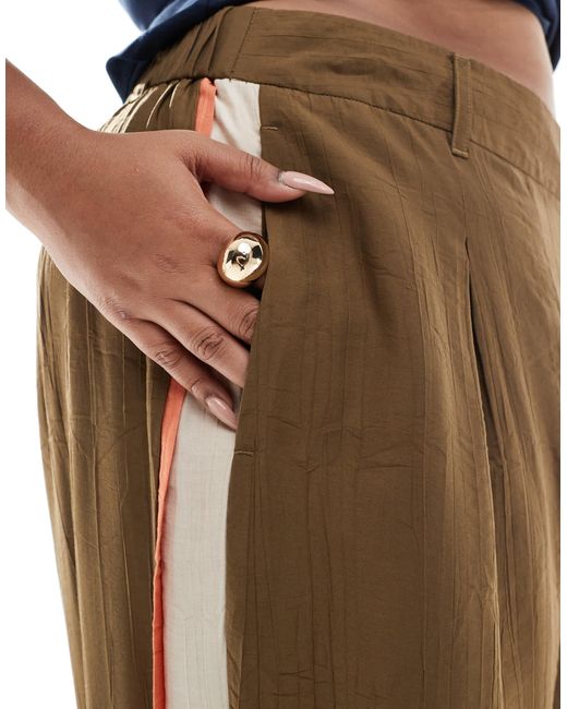 ASOS Brown Curve – elegante hose