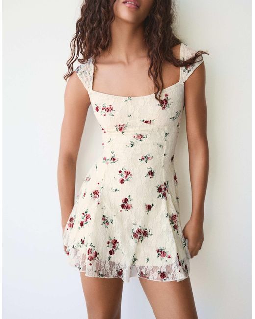 Bershka Natural – gemustertes minikleid aus spitze