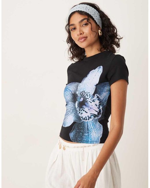 ASOS Baby T-Shirt Met Blauwe Grafische Bloemenprint in het Blue