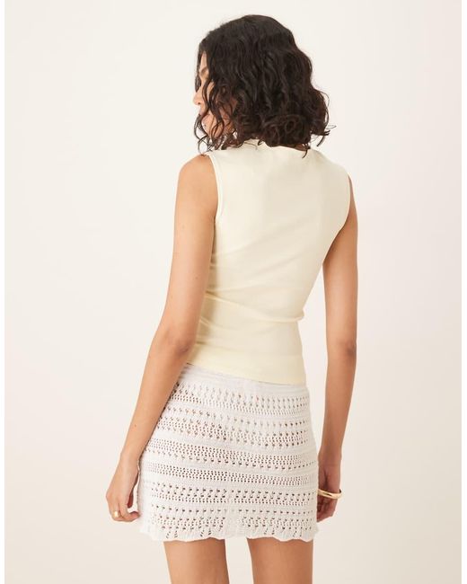 Canotta di Gina Tricot in White