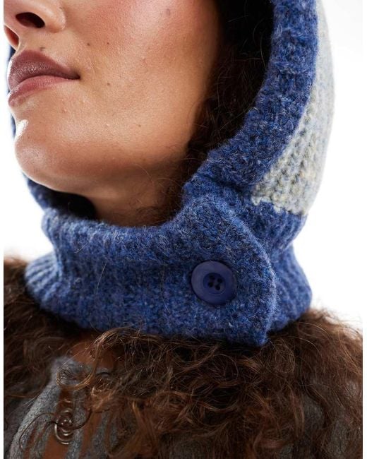 Glamorous Blue Knitted Hood