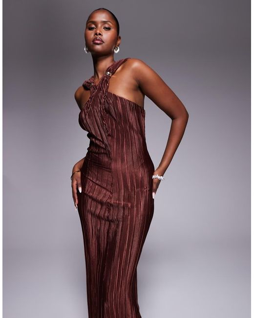 Vestido Largo Marrón Plisado Con Parte Delantera Cruzada Y Espalda Drapeada De ASOS de color Purple