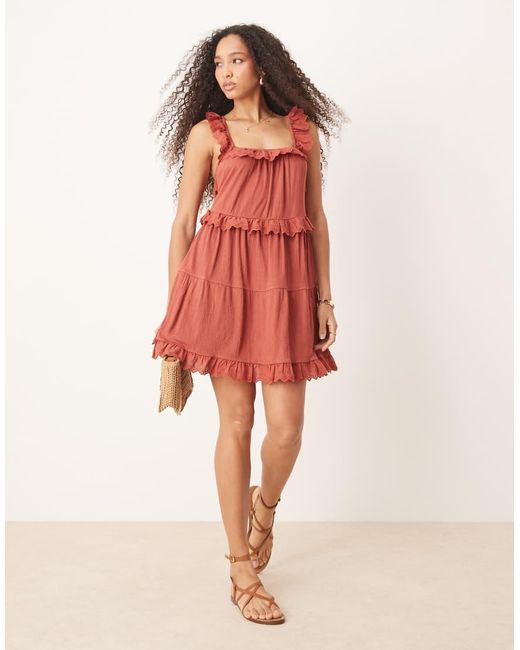Vestito Corto Svasato A Balze Color Ruggine Con Inserti di ASOS in Red