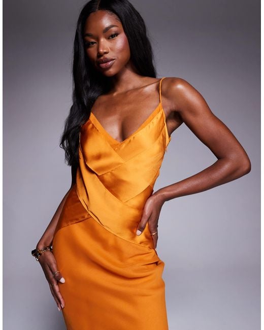 Robe longue en mousseline avec bretelles fines et empiècements superposés en satin sur le buste - rouille ASOS en coloris Multicolor