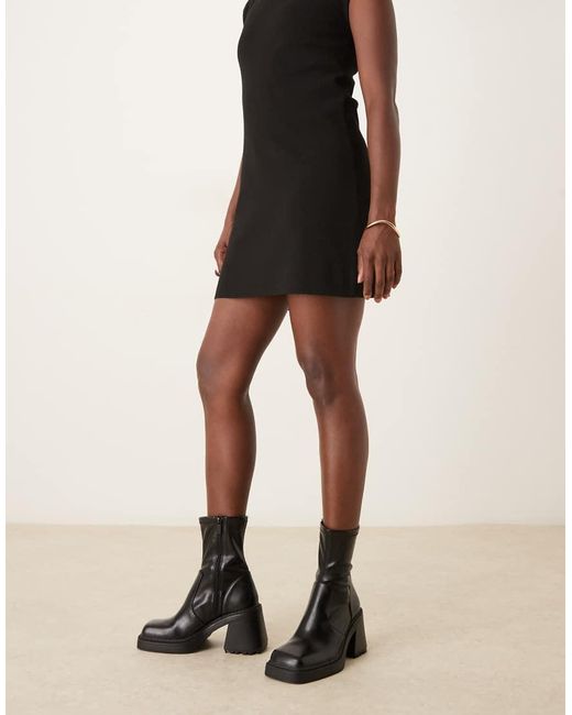 ASOS Black Wide Fit Reign Square Toe Mid-heel Platform Boots