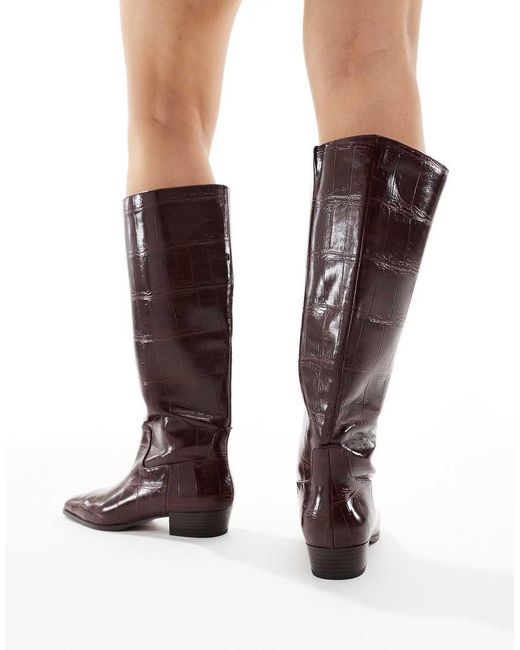 Danika di Schuh in Brown
