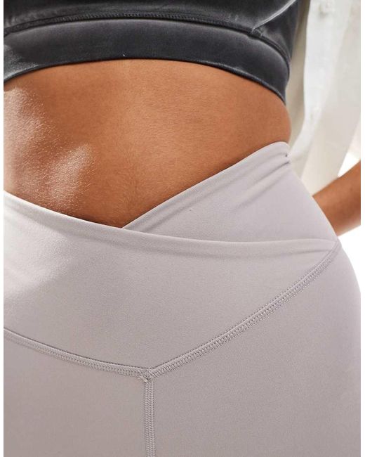 Dayflex di Tala in White